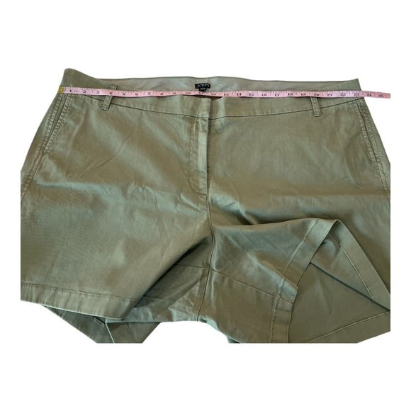 J. Crew Olive Sand 5" new stretch classic chino short in Plus Size 24 H5807 NEW - Picture 11 of 16